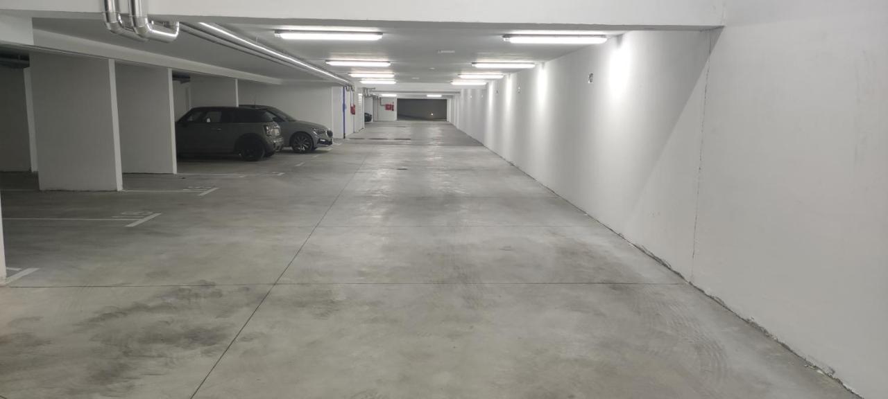 Aurelia'S Charming Place With Garage Parking ซาเกร็บ ภายนอก รูปภาพ